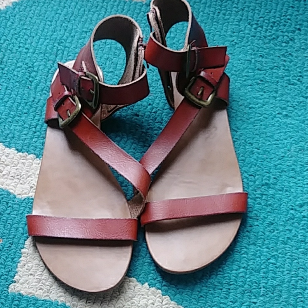 American eagle boho scrappy sandals